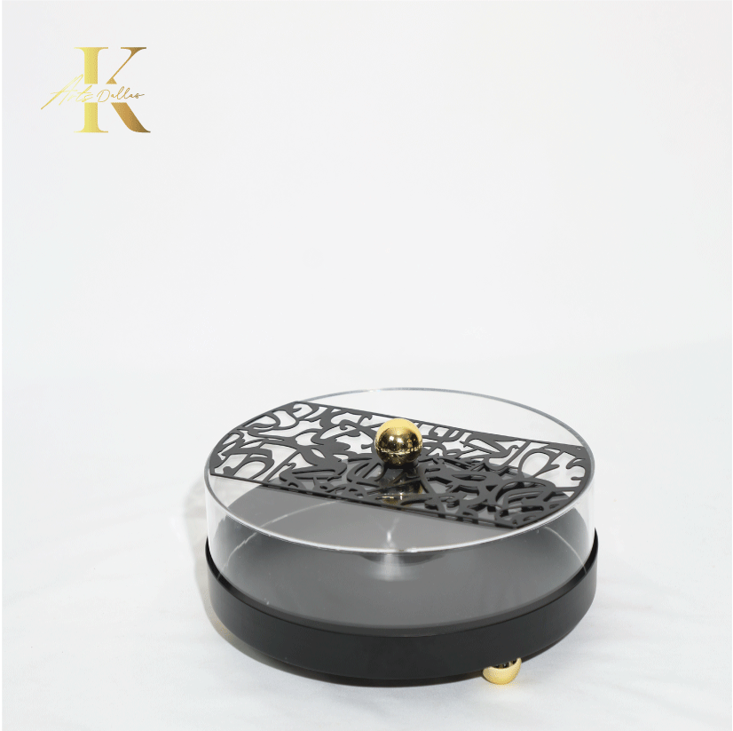 Ayla Round Covered Tray