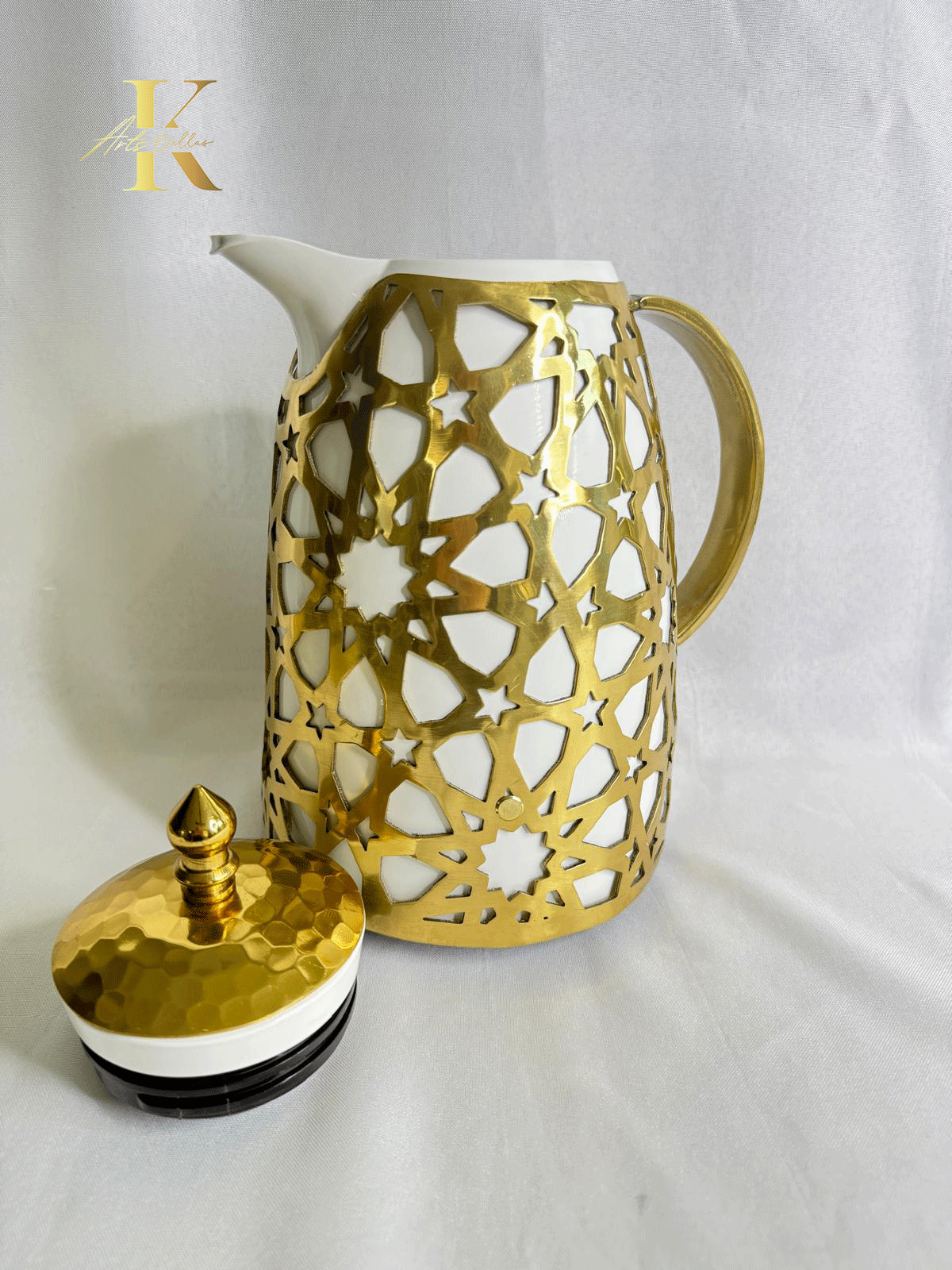 Tatreez coffee flask