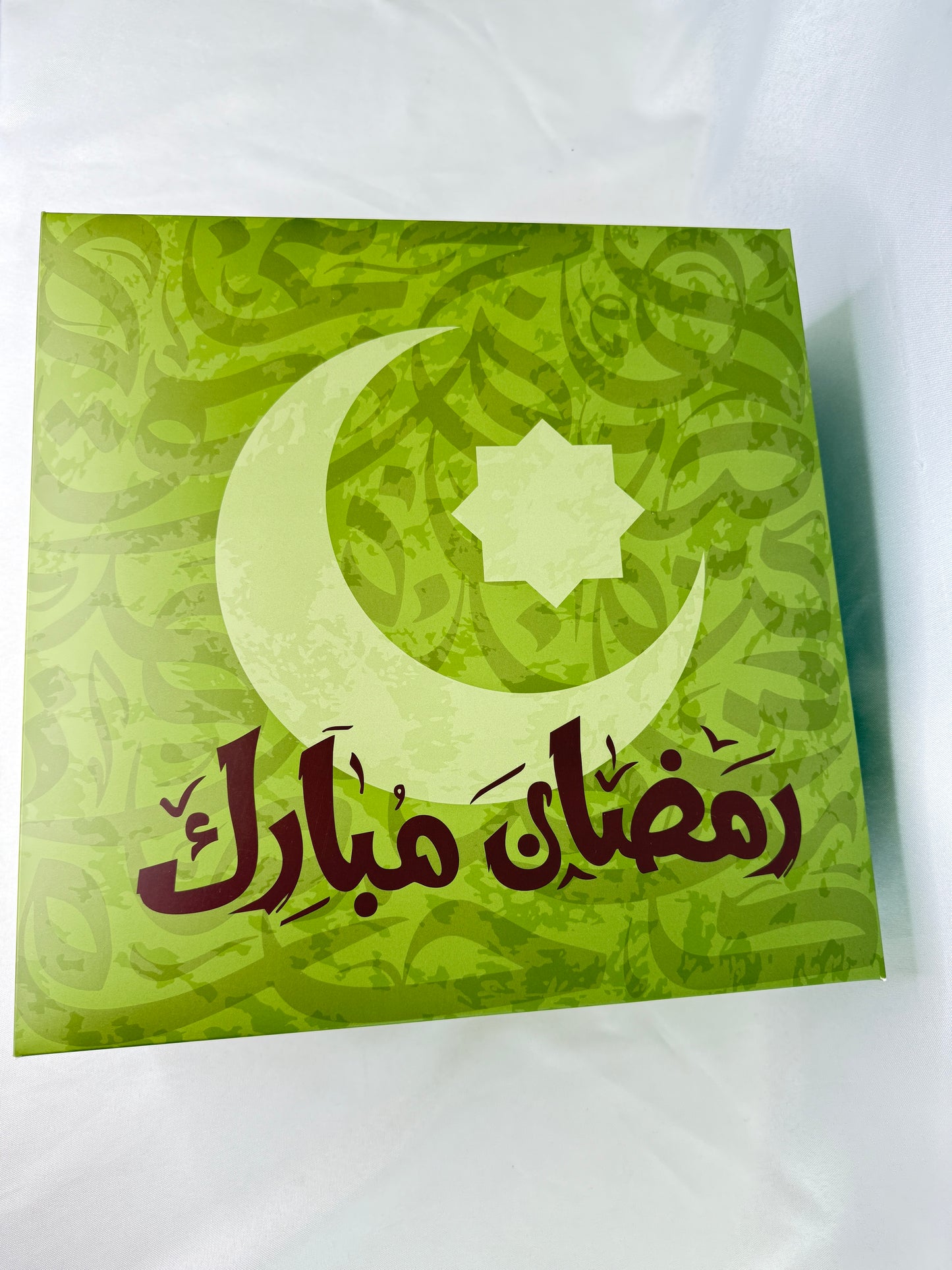 Ramadan Mubarak Gift Box