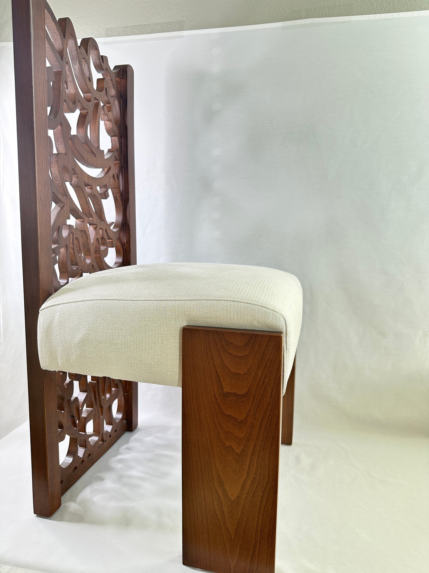 Falasteen Chair