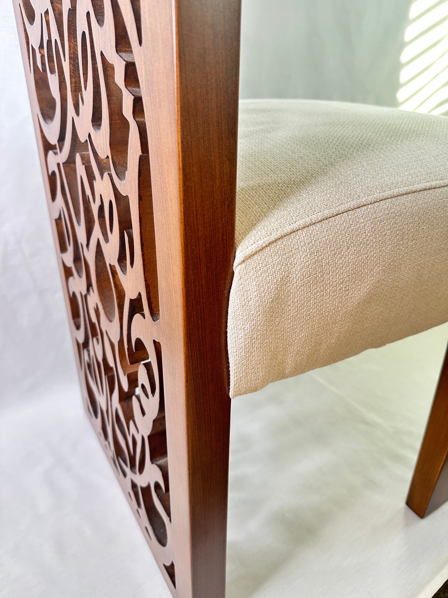 Falasteen Chair