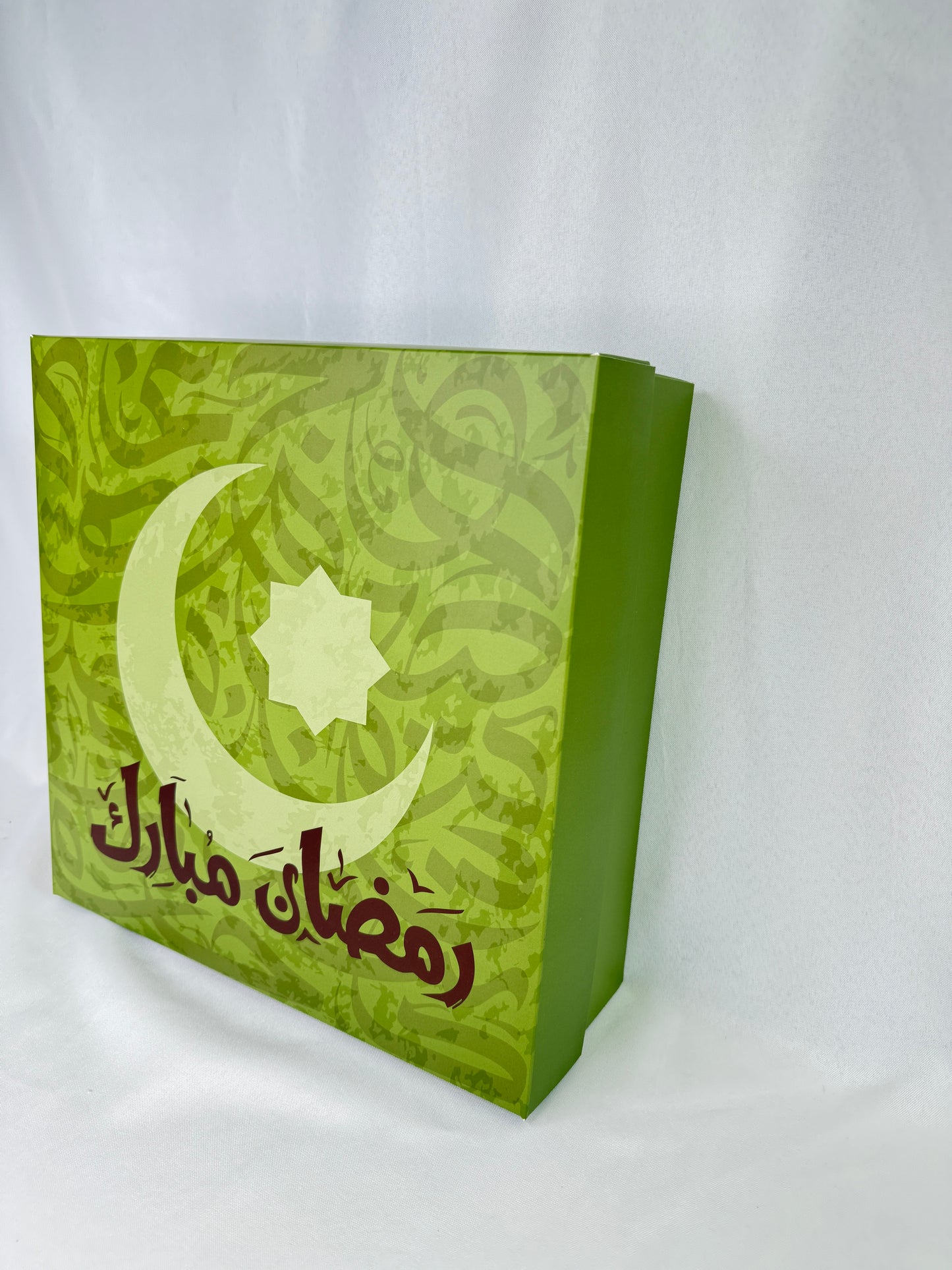 Ramadan Mubarak Gift Box